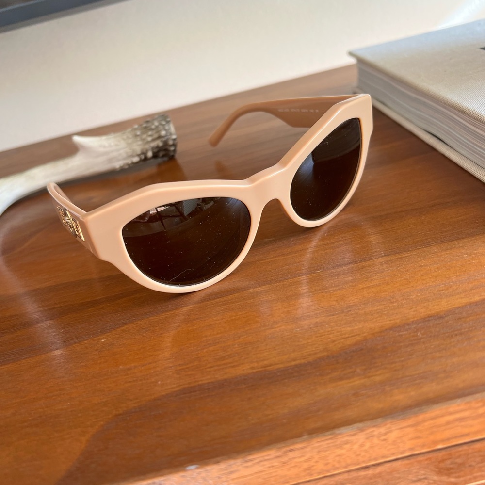 Versace cat eye Sunnies